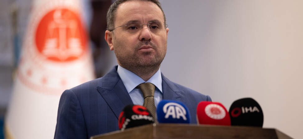 Bakan Gürlek’ten AYM’nin Kararına İlk Yorum: Süresiz Nafaka Yerine Yeni Model Geliyor