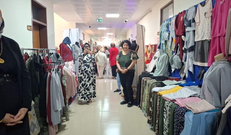 Ankara’da Yıl Sonu Sergisi Açıldı