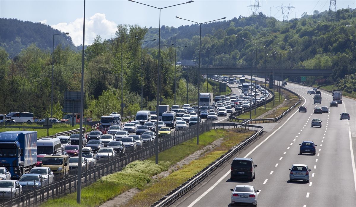 Kurban Bayramı Dönüşünde Trafik Yoğunluğu