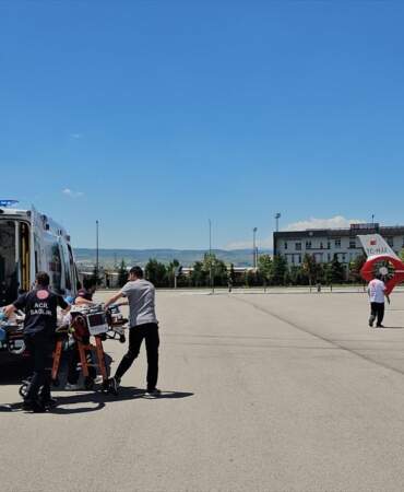 Çorum’da Balkondan Düşen Çocuk Ankara’ya Sevk Edildi