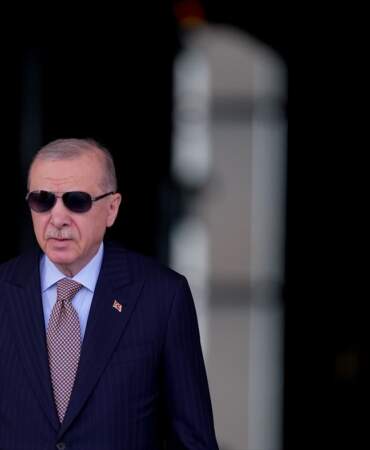 Erdoğan, Nijer Cumhurbaşkanı Tchiani’yi resmi törenle karşıladı