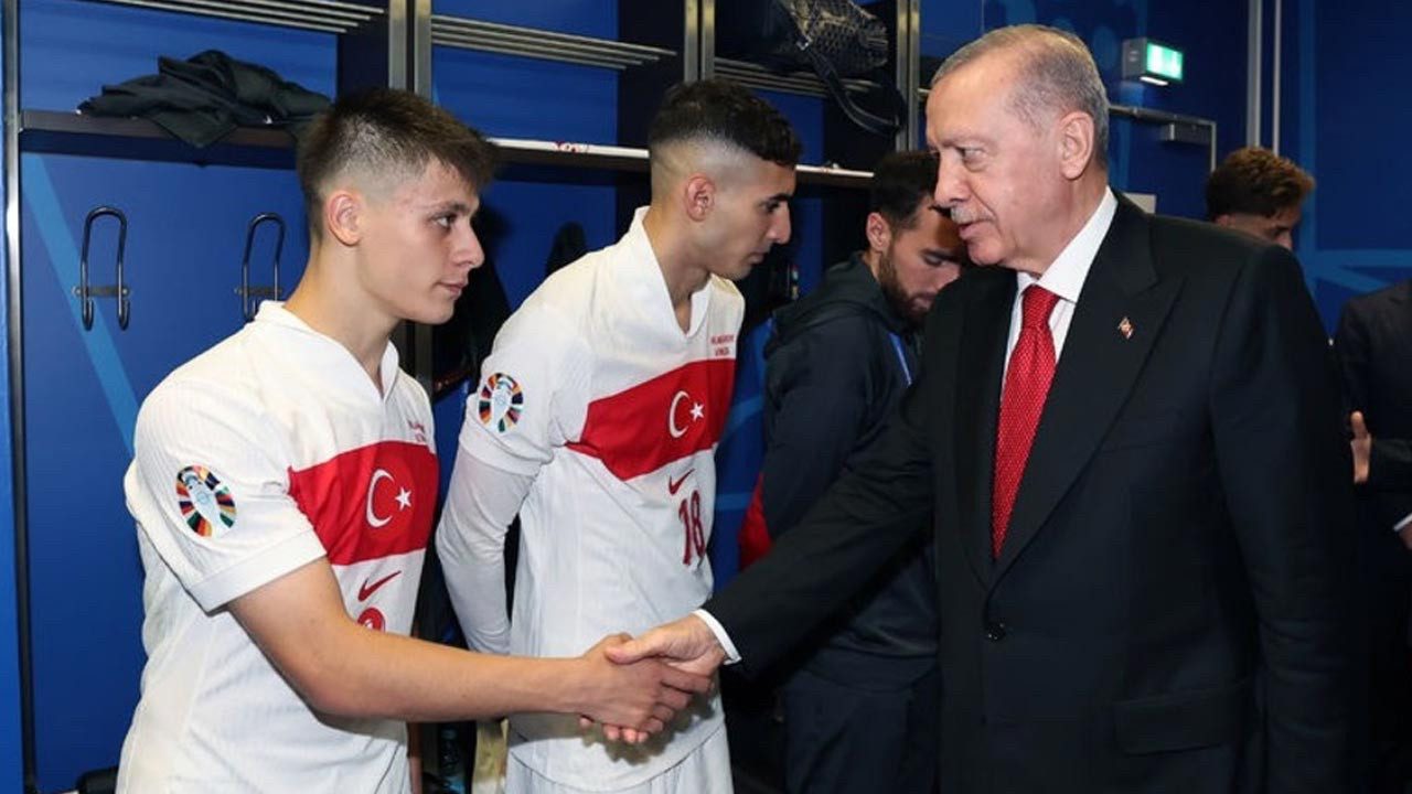 Cumhurbaşkanı Erdoğan’dan A Milli Takım’a Moral Telefonu: ‘Başınız Öne Eğilmesin’