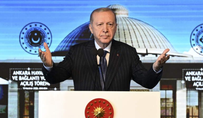 Cumhurbaşkanı Erdoğan’dan Türkiye Yüzyılı Mesajı: Kimse Bizi Hedeflerimizden Alıkoyamaz, 2026 Zirveler Yılı Oluyor