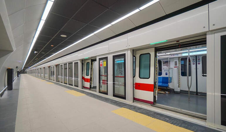 Gayrettepe-Arnavutköy Metrosu Kapatıldı