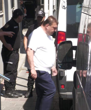 Gözaltına Alınan CHP’li Belediye Başkanı Hastaneye Sevk Edildi