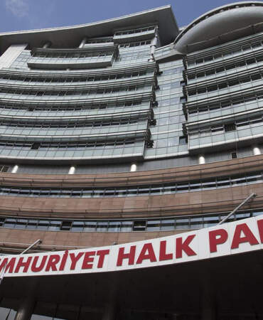 Meclis’te Yeni Grup Hazırlığı İddiası: ‘CHP’den 86 Milletvekili ve 74 İl Başkanı Bizim Partiye Katılıyor’