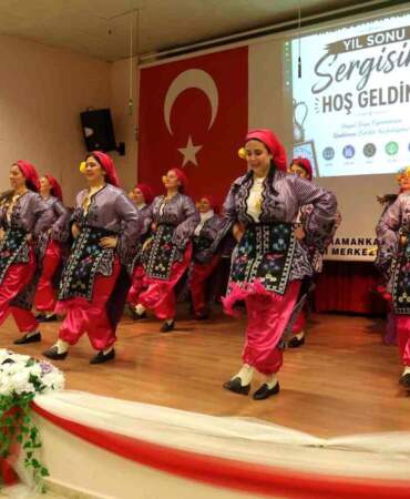 Hayat Boyu Öğrenme Haftası kapsamında yılsonu sergisi açıldı