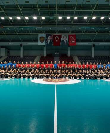 Kadın Hentbol Takımları Ankara’da Kamp Yapıyor