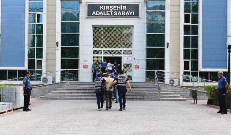 Fuhuş Operasyonunda 5 Tutuklama