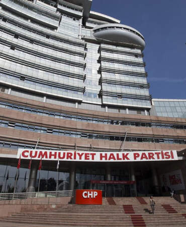 Özel Cephesinden Genel Merkeze Kurultay Çıkartması: Delege Dilekçeleri Teslim Edilecek