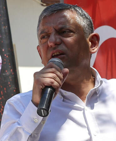 Özgür Özel Gümüşhane’de Konuştu: ‘Bize Bina Değil, Seçim Kazanmak Lazım’