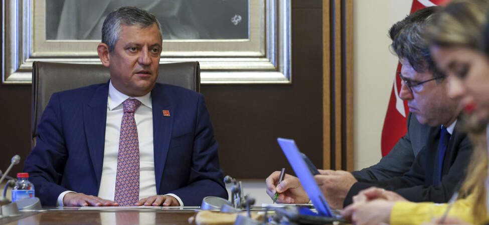 Özgür Özel: Yeni Parti Felaket Senaryoları İçin Hazırda, Kasımda Seçim Desinler İlk Oyu Ben Veririm