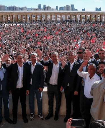 ‘Özgür Özel Yeni Parti mi Kuruyor? ‘Tarihi Netleşti, 106 Vekil Katılacak’  İddiası
