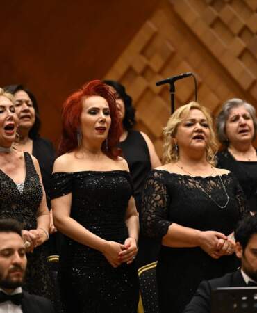 Bilkent Hastanesi’nde Sağlıkçılardan Konser