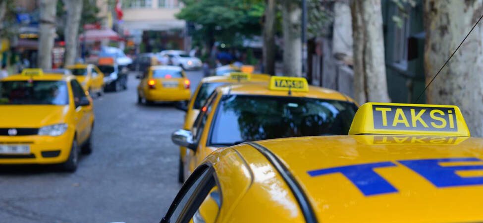 Taksi, Minibüs ve Servisçiler İçin Yeni Dönem: TBMM’den Dikkat Çeken Adım Geldi