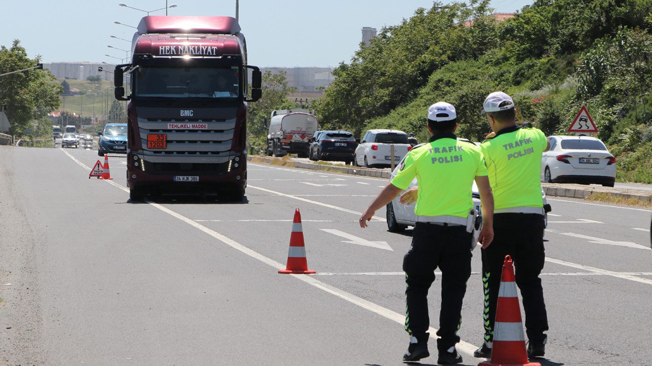 Tekirdağ-İstanbul Hattında Kamyon ve Tankerlere ‘Bayram’ Yasağı