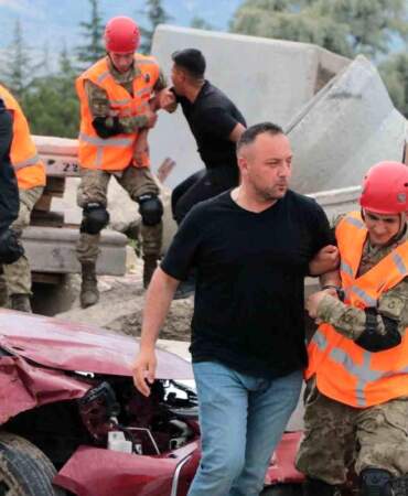 TSK’dan Ankara’da Kapsamlı İnsani Yardım Tatbikatı
