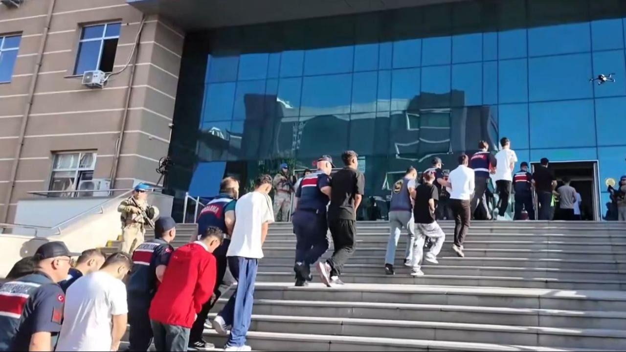 12 İlde 12 Suç Örgütüne Operasyon, Çok Sayıda Gözaltı Var