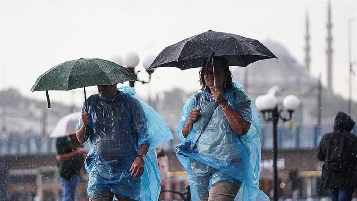 İçişleri’nden 35 il için sarı ve turuncu kodlu alarm: İstanbul da listede