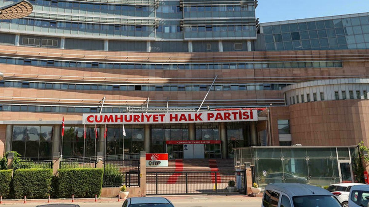 CHP seçmen verilerini hukuka aykırı ele geçirdiği iddiası: 2 kişiye soruşturma