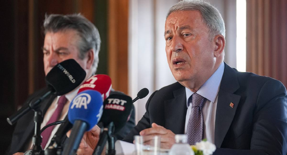 Akar: S-400 konusu bir şekilde çözülecek