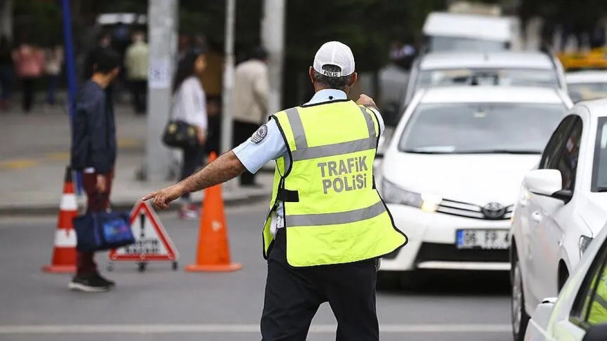 Trafik cezasına itiraz eden yandı: Vekalet ücreti ceza tutarını aşabilecek