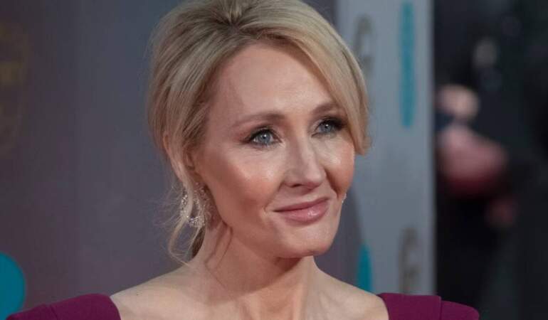 ‘Kara liste’ krizi: Af Örgütü, JK Rowling’in derneğiyle ilgili raporu kaldırdı