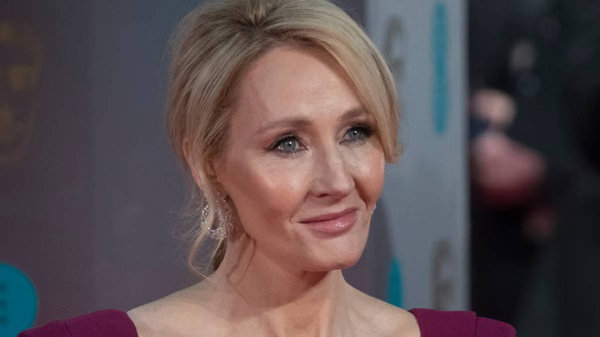 ‘Kara liste’ krizi: Af Örgütü, JK Rowling’in derneğiyle ilgili raporu kaldırdı
