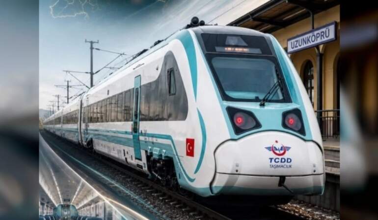 20 yıllık düzene yerli dokunuş: Milli elektrikli tren Halkalı-Uzunköprü hattında sefere çıkıyor