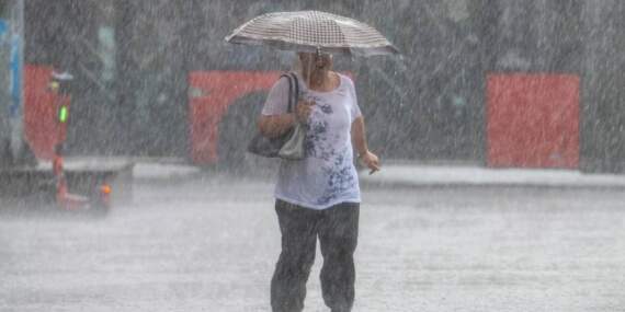 Sıcak hava dalgası sürüyor: Meteoroloji yağışa karşı uyardı