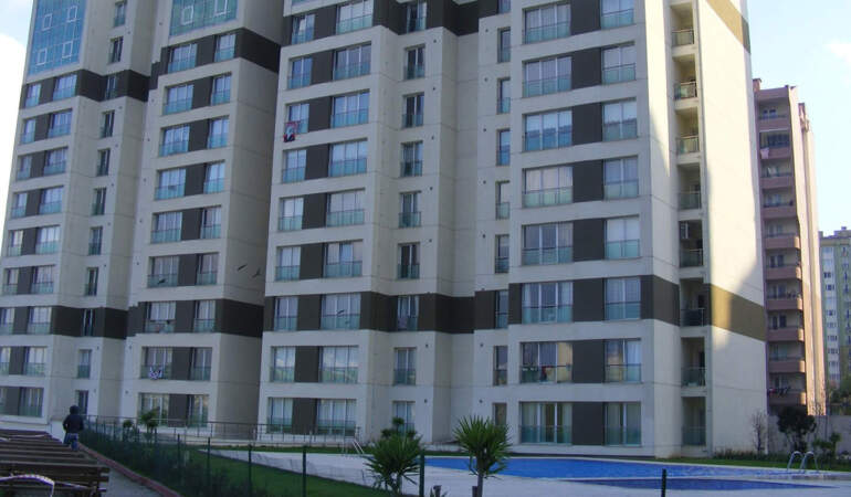 İstanbul’da 268 dairelik sitede 22 milyon liralık vurgun: Paralar yasa dışı bahiste harcandı