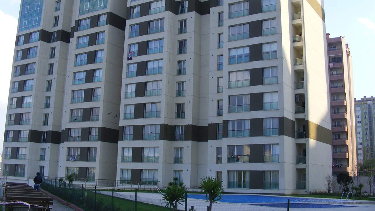 İstanbul’da 268 dairelik sitede 22 milyon liralık vurgun: Paralar yasa dışı bahiste harcandı