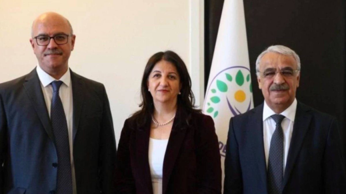 DEM Parti İmralı Heyeti, Öcalan ile görüşmek için adaya gidiyor