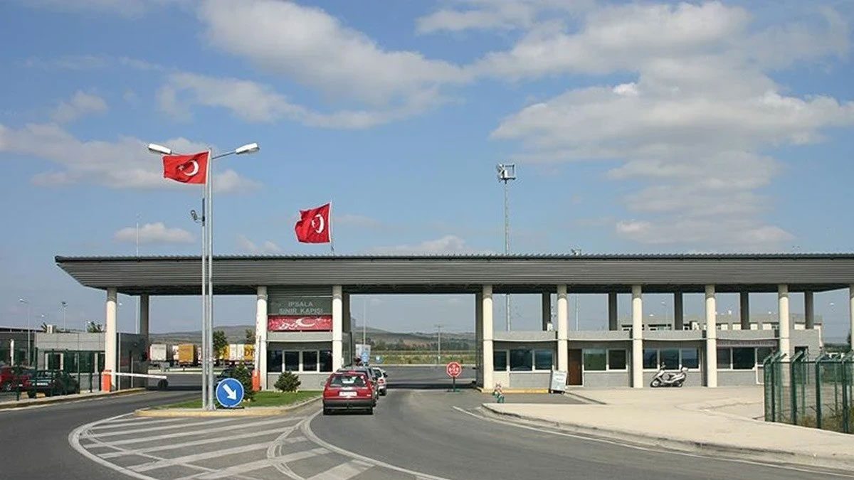 İpsala Gümrük Kapısı’nda rüşvet operasyonu: 20 gümrük memuru gözaltında