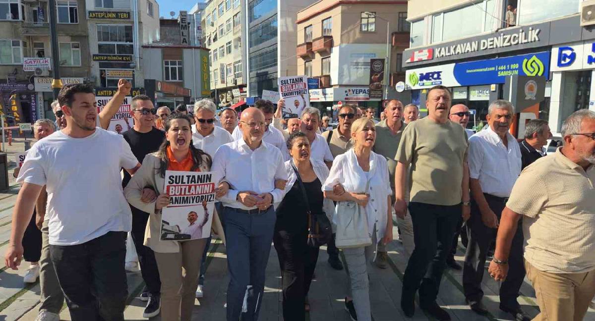 Görevden alınmıştı: CHP Samsun yönetimi il binasını boşalttı