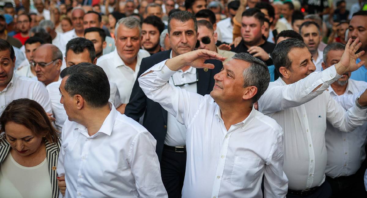Yeni Parti’nin ismi, programı ve yol haritası belli oldu: En az 90 milletvekili katılıyor