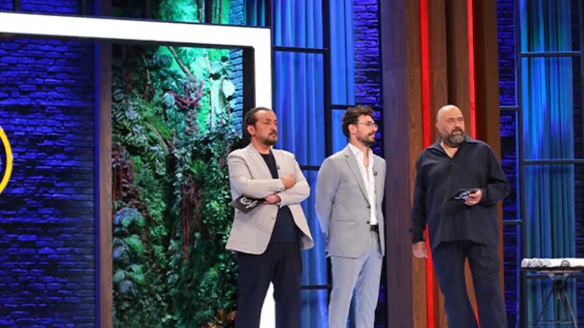 MasterChef mutfağında nefes kesen düello: Ana kadronun 4. biletini kapan o sürpriz isim belli oldu