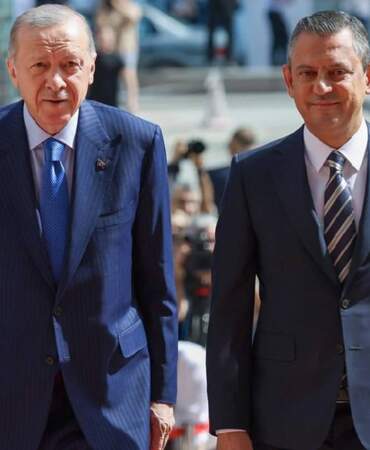 Dünya basını Özgür Özel’in yeni parti hamlesini böyle gördü: Erdoğan’a karşı meydan okuma