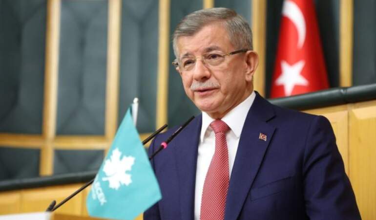 Davutoğlu: Yeni bir parti kuruluyorsa ‘hayırlı olsun’ demek düşer
