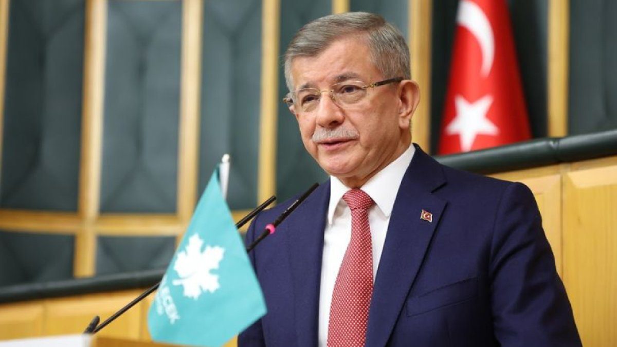 Davutoğlu: Yeni bir parti kuruluyorsa ‘hayırlı olsun’ demek düşer