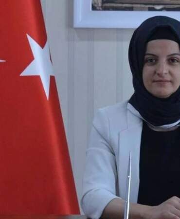 İstanbullular Dikkat: Ardahan’dan İstanbul Vali Yardımcılığı’na atanan Esengül Korkmaz Çiçekli kimdir?