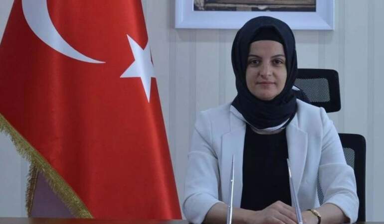 İstanbullular Dikkat: Ardahan’dan İstanbul Vali Yardımcılığı’na atanan Esengül Korkmaz Çiçekli kimdir?