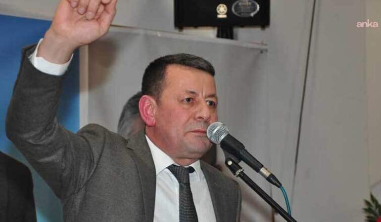 Espiye Belediye Başkanı Erol Karadere CHP’den istifa etti: Bağımsız devam edeceğini açıkladı