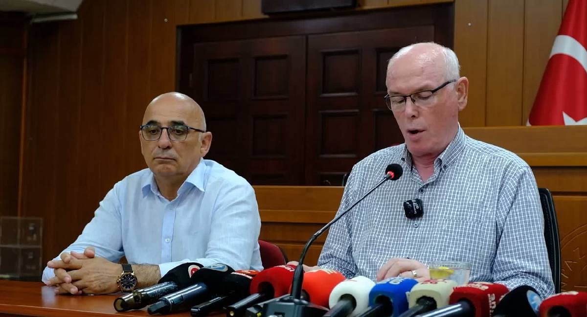 Odunpazarı Belediye Başkanı Kazım Kurt ve meclis üyeleri CHP’den istifa etti