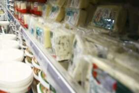 Marketten yoğurt ve kaşar alanlar pişman olacak! Bakanlık ifşa etti: Meğer peynir yerine sadece yağ yiyormuşuz…