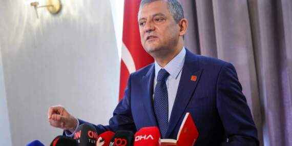 İmzalar toplanıyor: Yeni parti ne zaman kurulacak?
