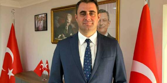 İzmir eski İl Başkanı Çağatay Güç CHP’den istifa etti