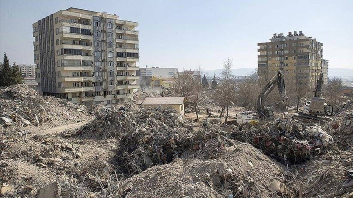 124 kişinin öldüğü Ebrar Sitesi davasında gerekçeli karar: Sorumlu kamu görevlilerine iyi hal indirimi
