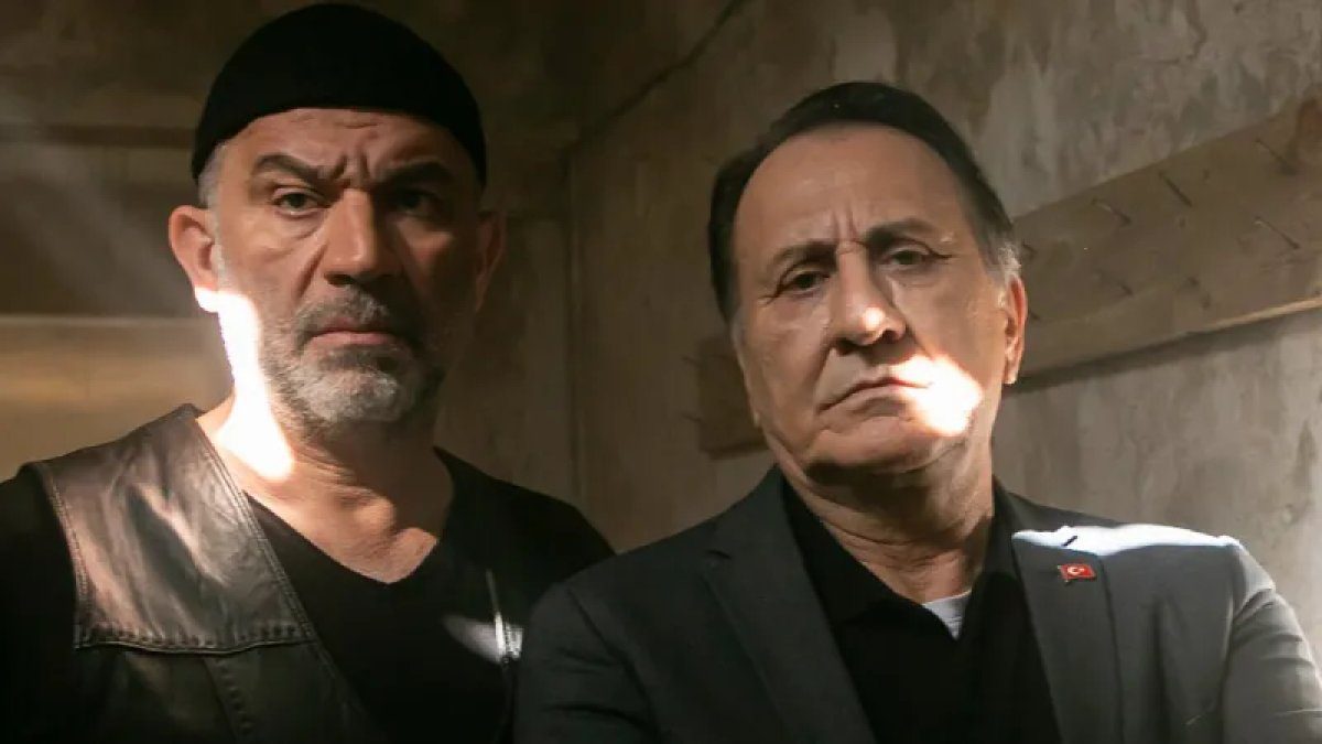 Arka Sokaklar final mi yaptı: 20 yıllık ekran efsanesi için Kanal D’den beklenen kesin karar geldi!