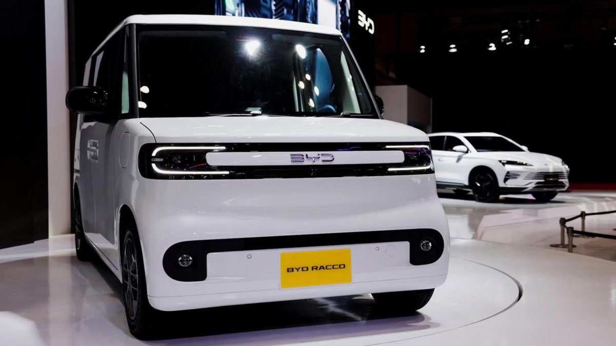 BYD’den otomotiv piyasasını sarsacak hamle: 578 Bin TL’ye 320 Km menzilli yeni elektrikli araç “Racco”!